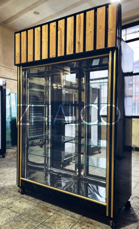 یخچال ایستاده دو طرف نما